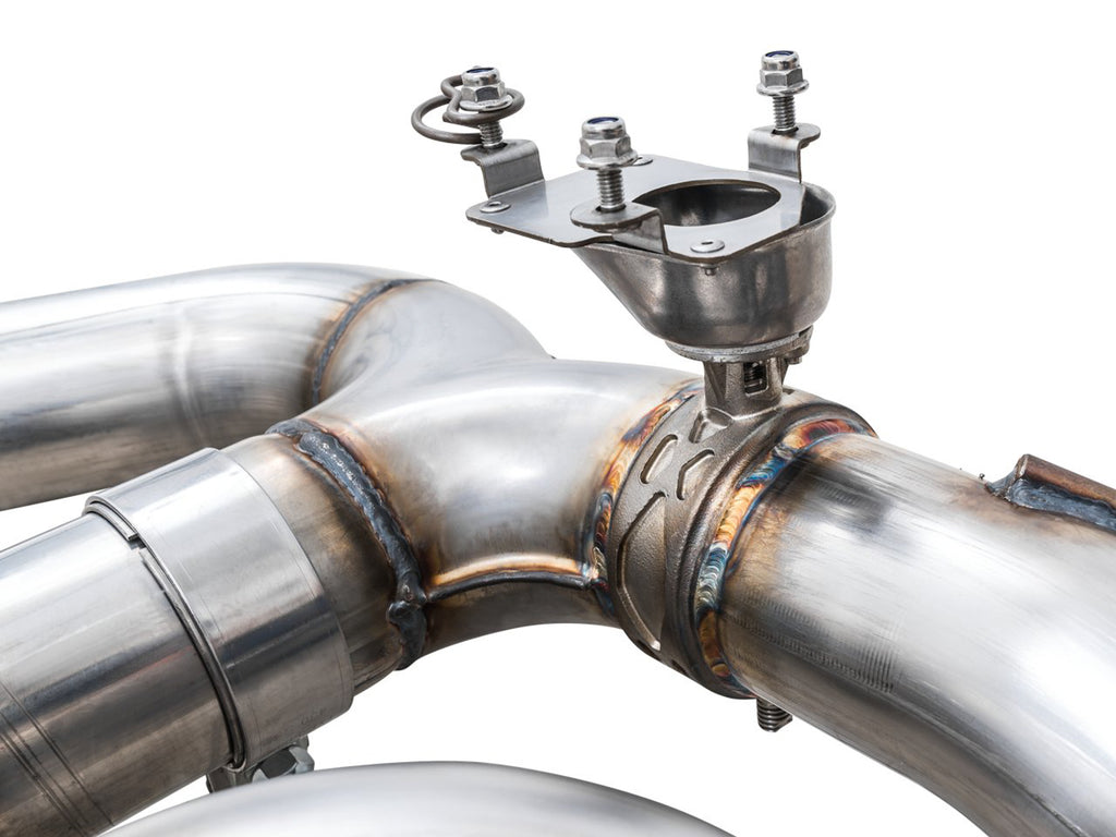 AWE SwitchPath Catback Exhaust for BMW G8X M3/M4 - 4.5" Diamond Black Tips