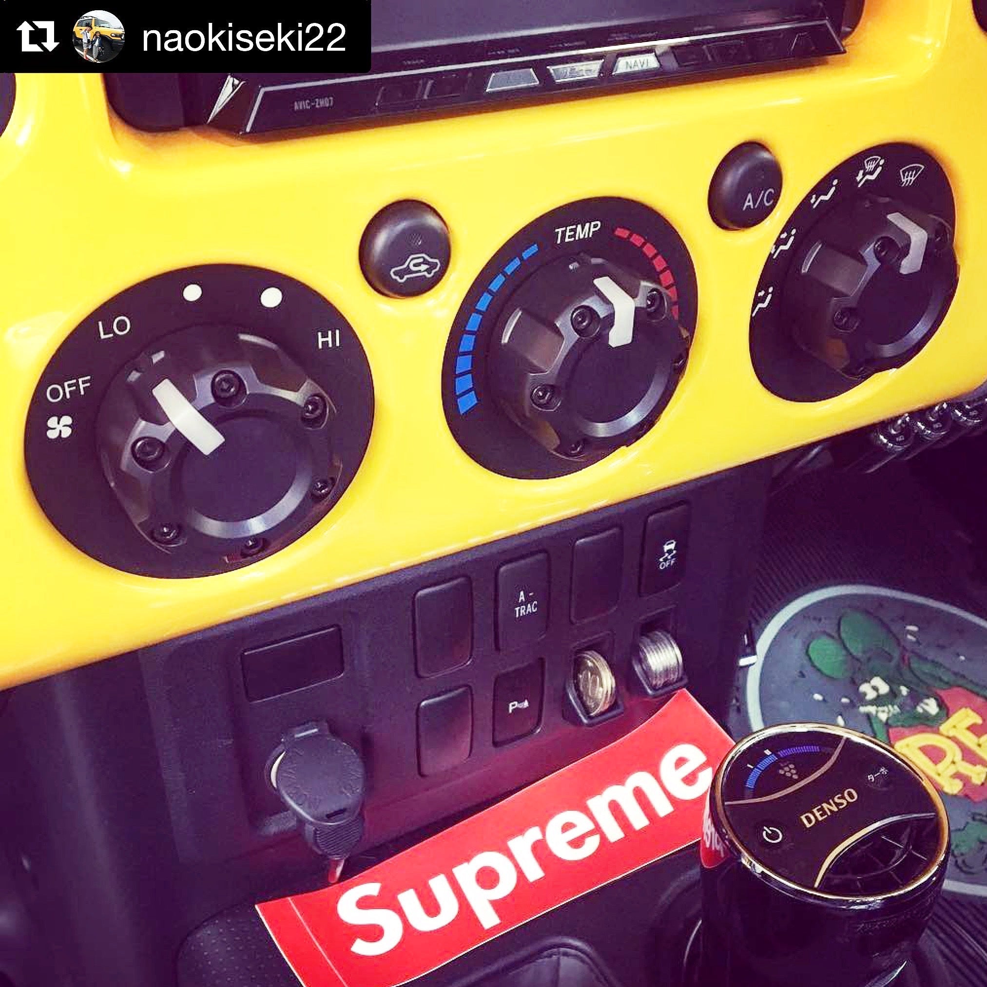 Climate Knobs (FJ Cruiser) - BLACK