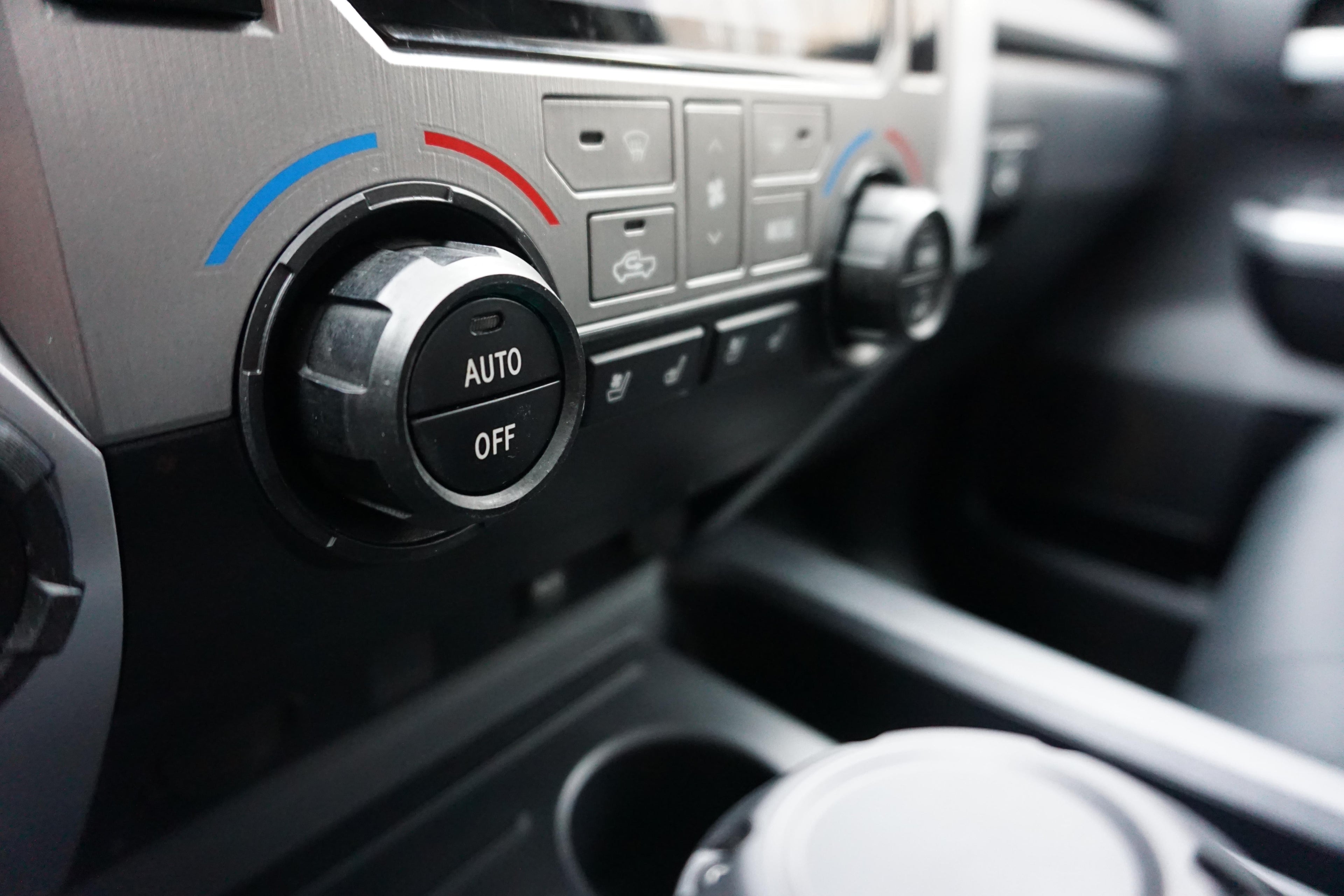 Climate Knobs (2014-2021 Tundra Dual Zone) - 2 PACK - RED