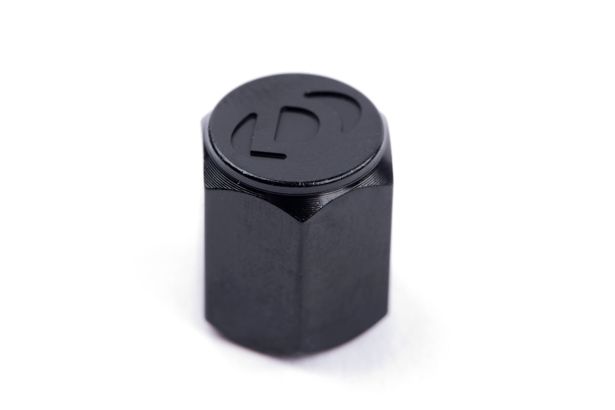 Black / Aluminum