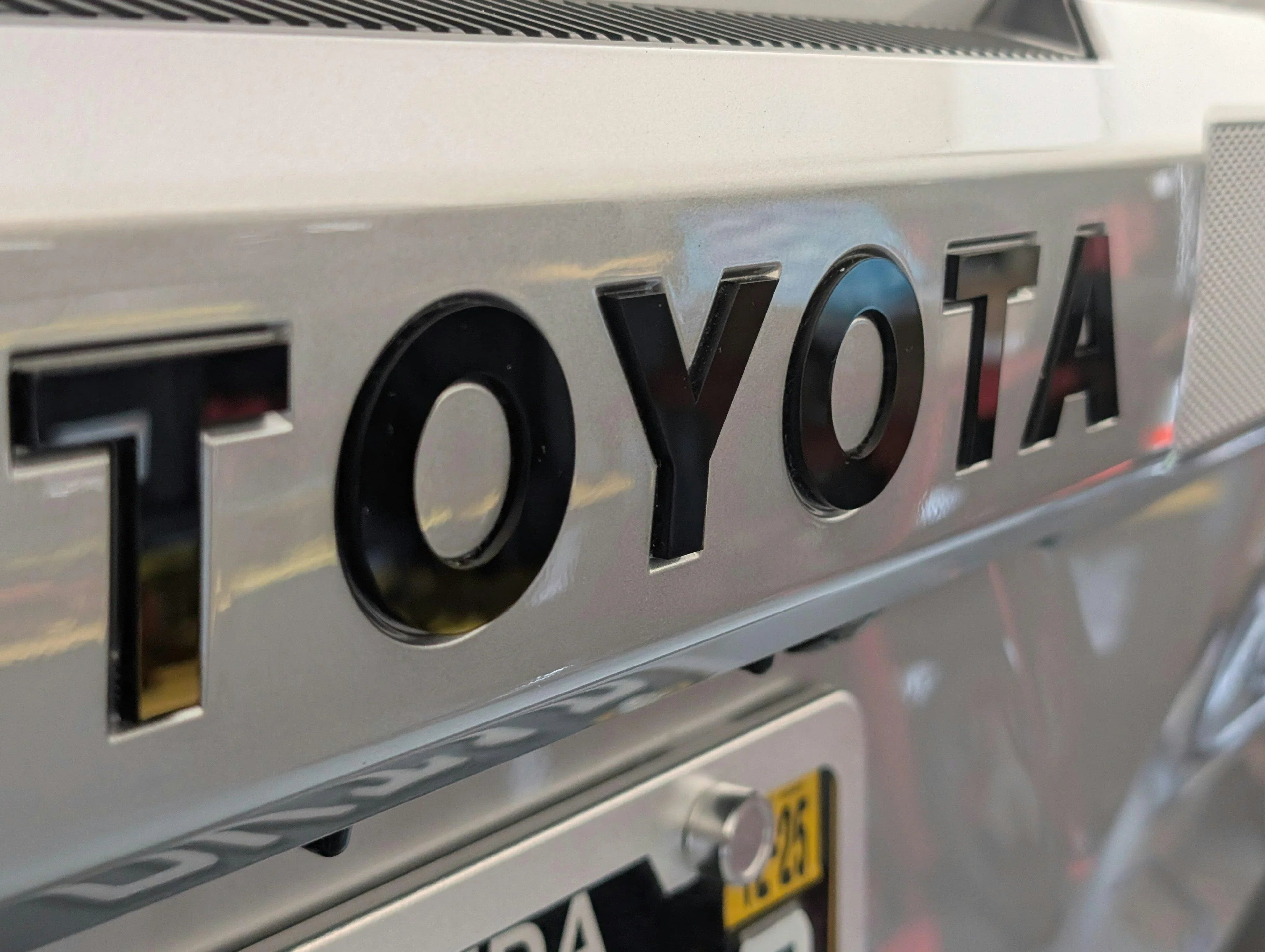 TOYOTA Rear Hatch Liftgate Acrylic Emblem Inlays - 2025+ 4Runner