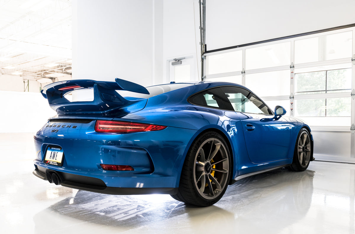AWE Center Muffler Delete for Porsche 991.1 / 991.2 GT3 / RS - Diamond Black Tips