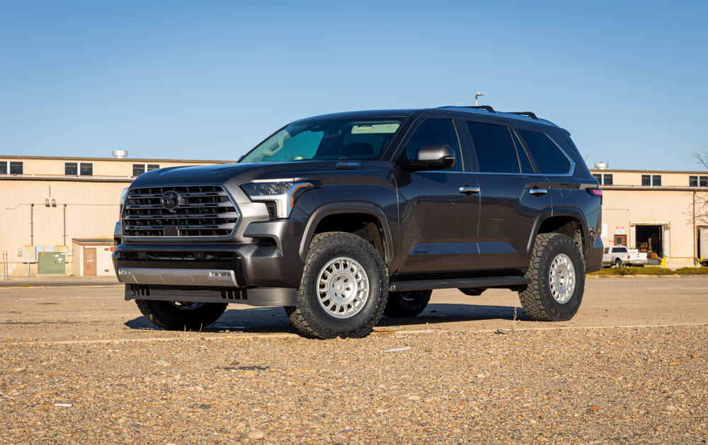69-53300 – 2026-Up Toyota Sequoia 3.5” SST Suspension System