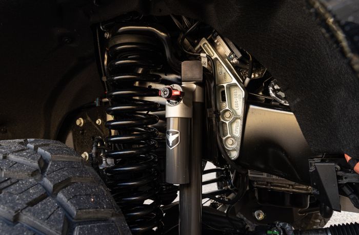 6" COIL SPRING SUSPENSION SYSTEM WITH FALCON MAX3.3 SHOCKS AND RADIUS ARMS - 2023-2026 FORD SUPER DUTY F250/F-350 4WD
