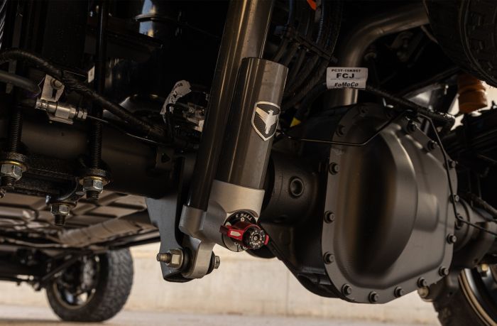 6" COIL SPRING SUSPENSION SYSTEM WITH FALCON MAX3.3 SHOCKS AND RADIUS ARMS - 2023-2026 FORD SUPER DUTY F250/F-350 4WD