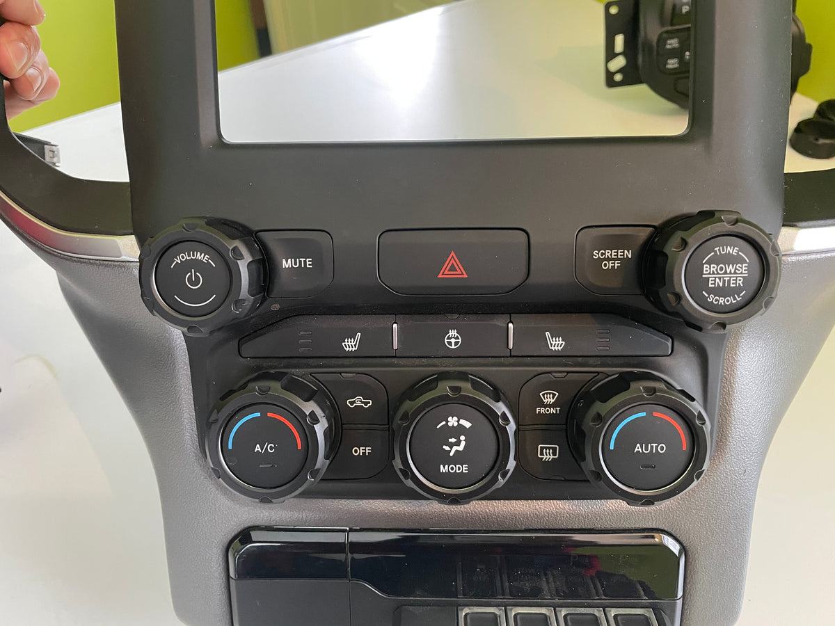 Radio+Climate Knobs - 2019+ RAM - BLACK