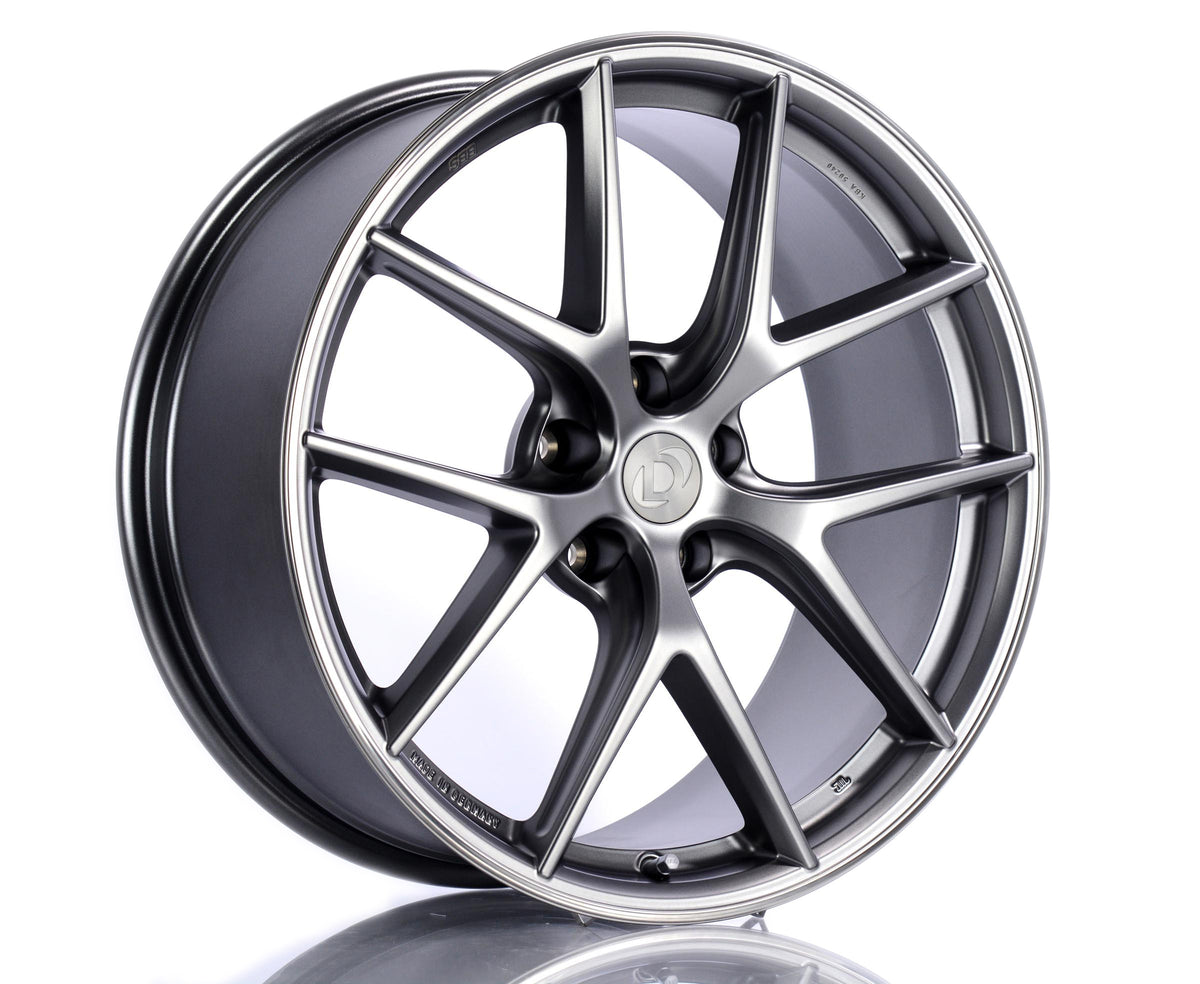 Front: 20 x 9.5 - Rear 20 x 10.5 - Silver - Dinan Center Cap - F10/F80/F82/F83
