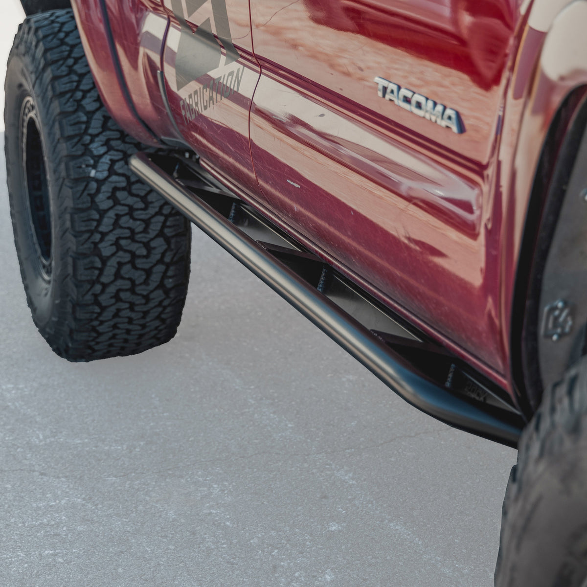 Tacoma Rock Runner Sliders / 2nd & 3rd Gen / 2005-2024 | Access Cab Long Bed or Double Cab Short Bed / Raw (manufacturer reference photo)