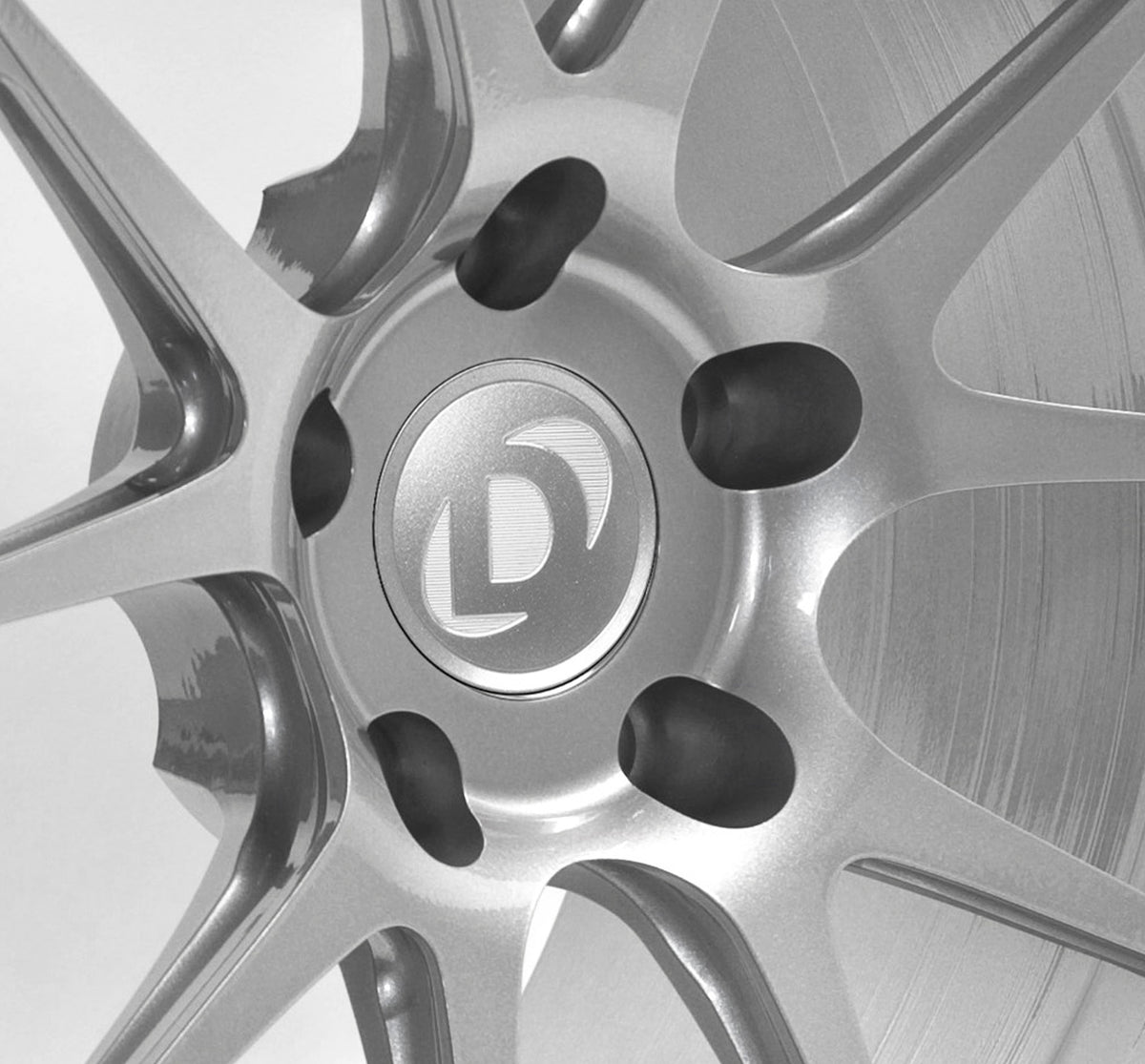 Front: 20 x 9 - Rear: 20 x 9.5 - Silver - Dinan Center Cap - E90/E92/E93