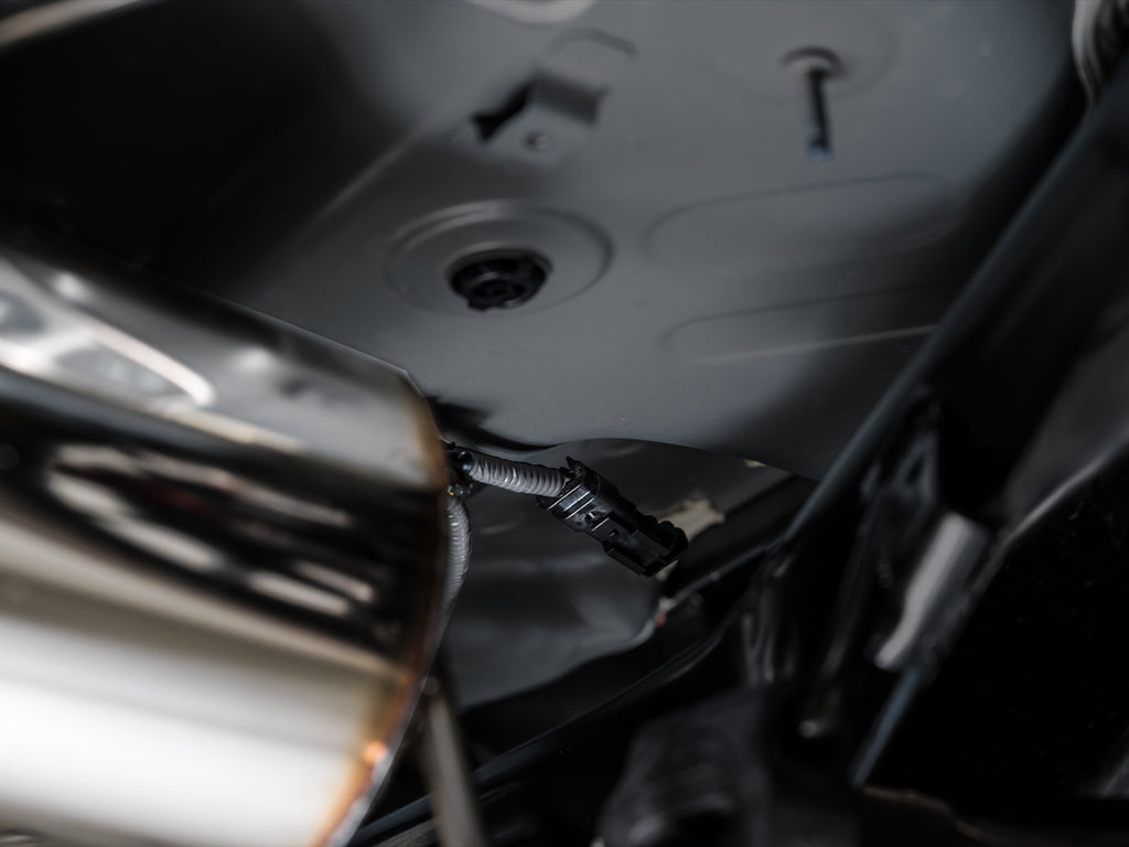 AWE Touring Edition Exhaust for FL5 Civic Type R - Triple Chrome Silver Tips