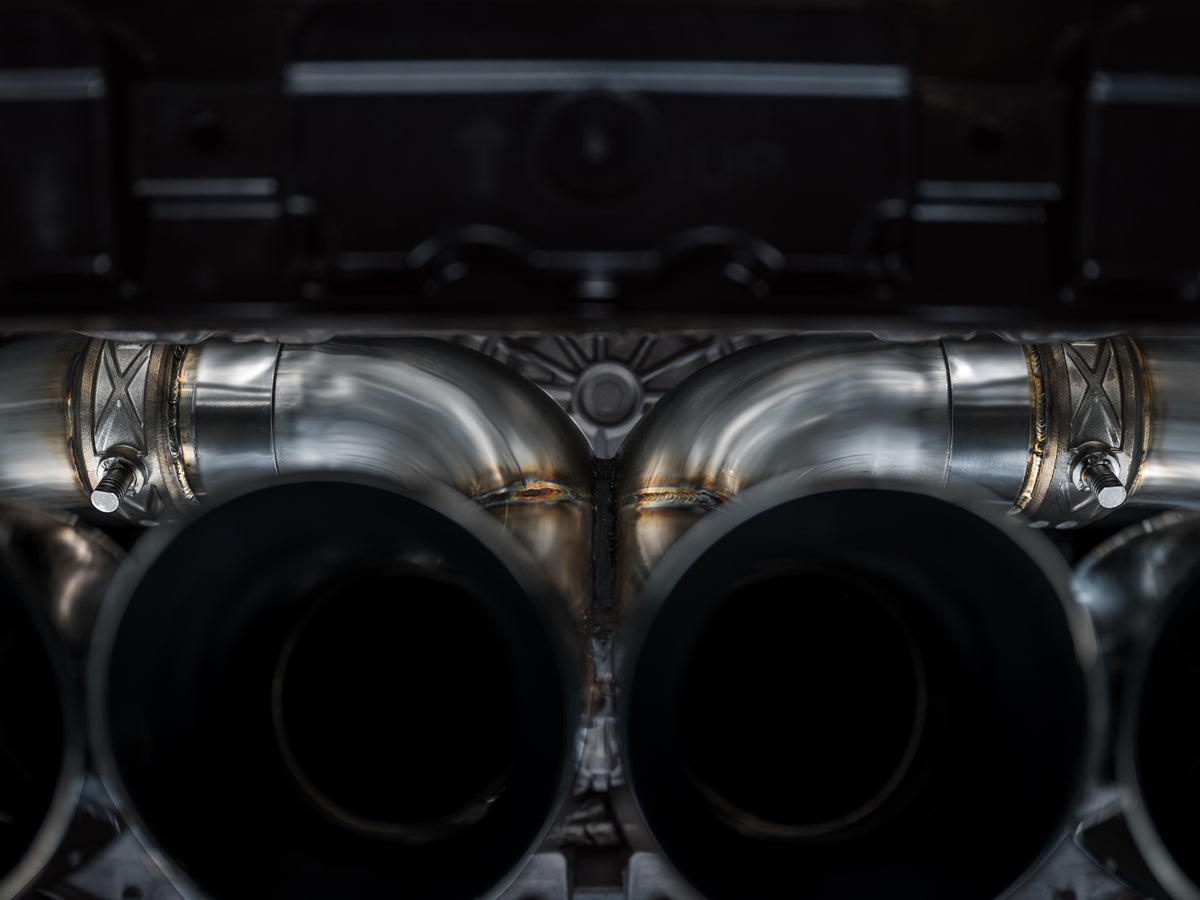 AWE SwitchPath Exhaust for C8 Corvette Z06 - 4.5" Diamond Black Tips