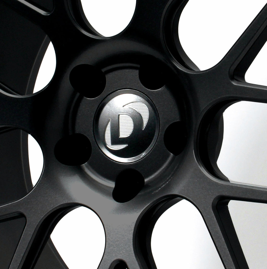 Front: 19 x 9 - Rear: 19 x 10 - Black - Dinan Center Cap - E90/E92/E93