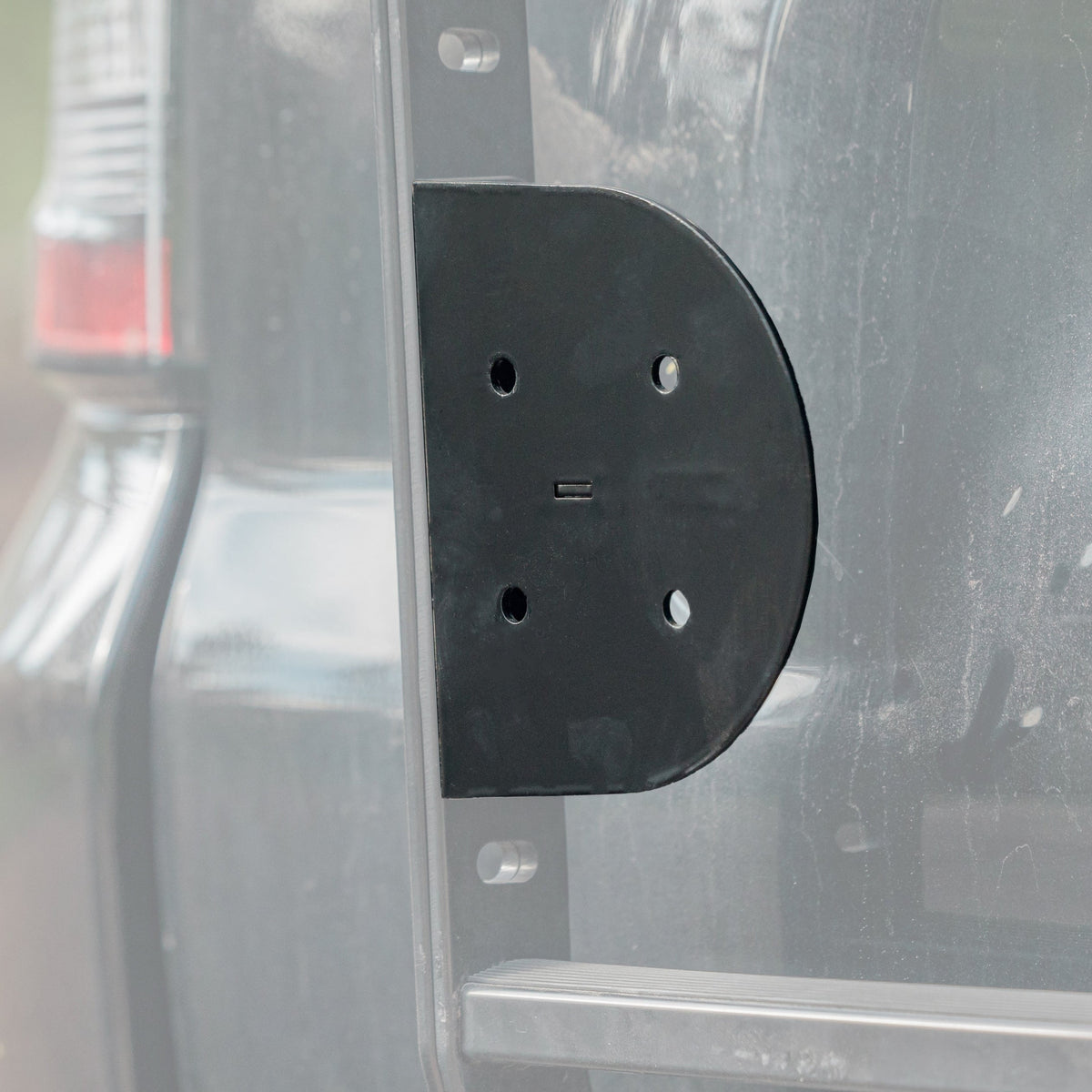 Summit Hatch Ladder Rotopax Mount Bracket / 5th Gen / 2010+