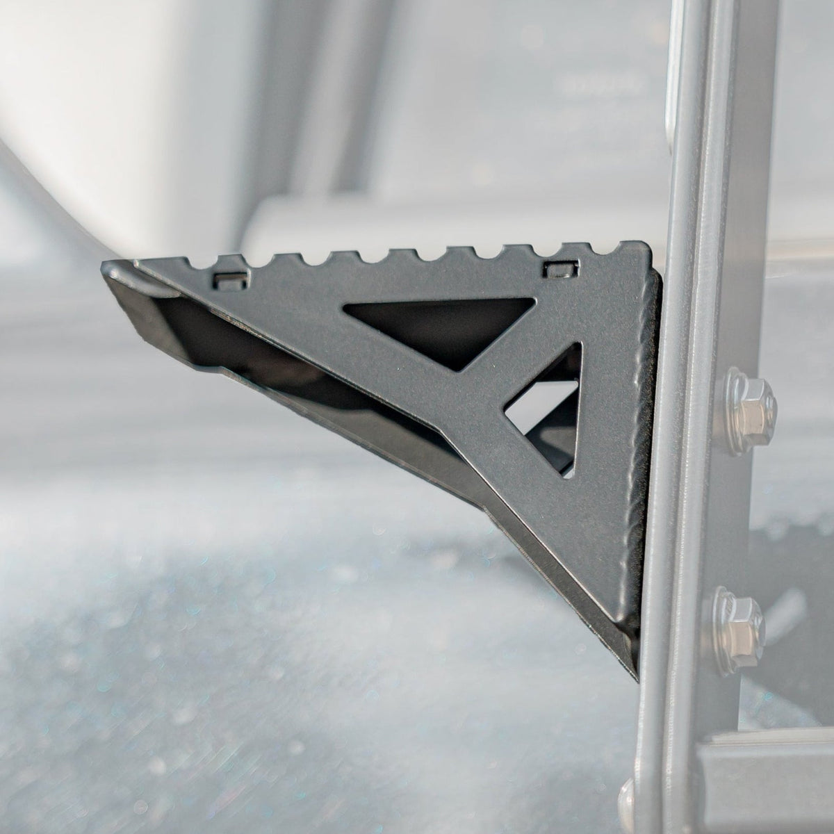 Summit Hatch Ladder Side Step / 5th Gen / 2010+