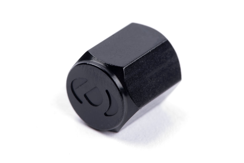 Black / Aluminum