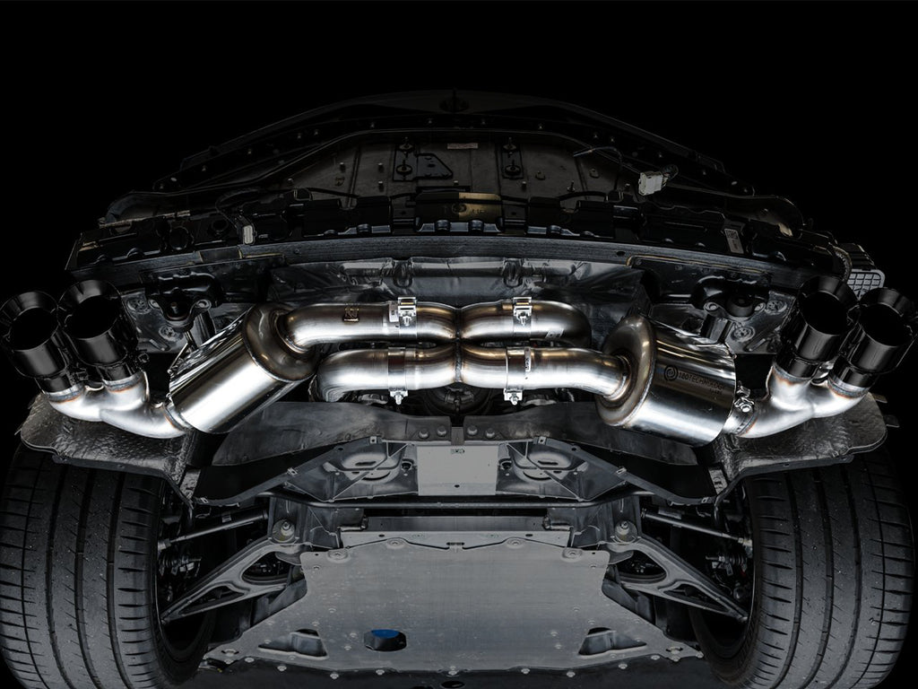 AWE Touring Edition Exhaust for C8 Corvette - 4.5" Diamond Black Tips
