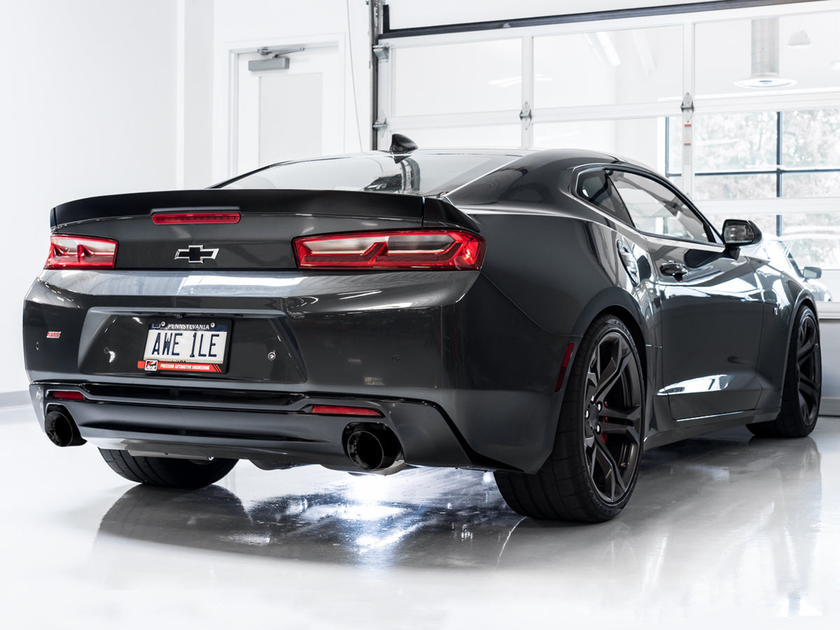 AWE Track Edition Axleback Exhaust for Gen6 Camaro SS/LT1, Dual Outlet - 4.5" Diamond Black Tips
