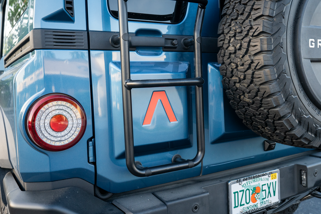 Emergency Reflective Lambda Rear Tailgate Overlay - 2024+ Grenadier