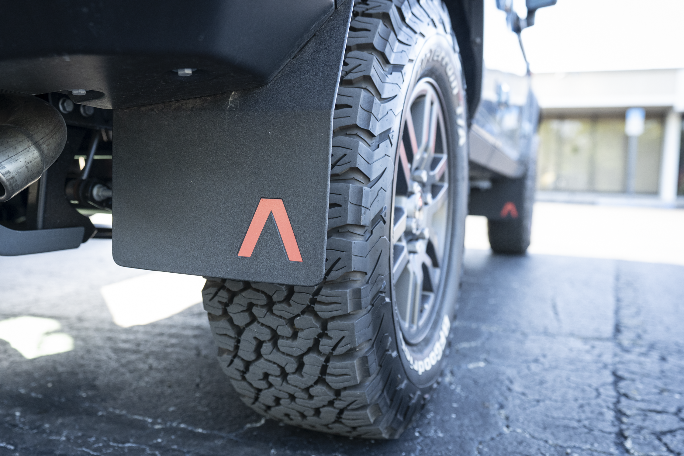 Mud Flap Lambda Logo Inlay - 2024+ Grenadier