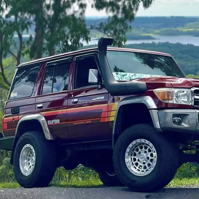 Retro Sunset Waistline Stripe Decal for Toyota Land Cruiser LC76 | Off-Road 4WD Vinyl Graphics Pair