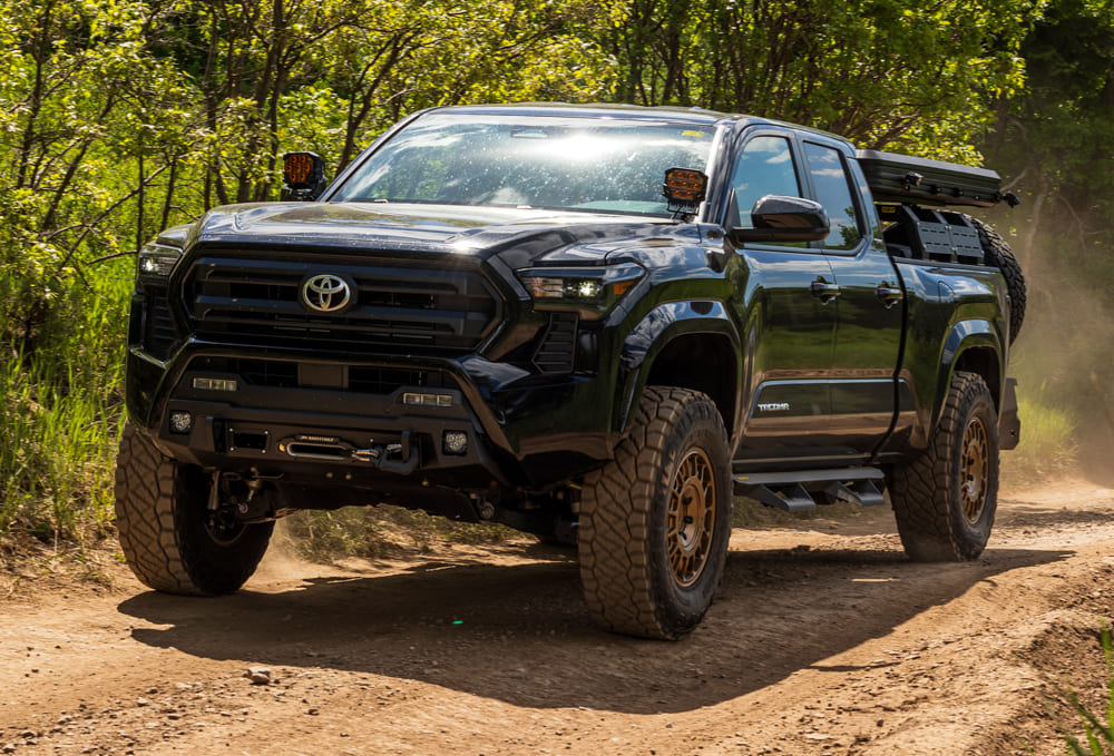 3" SST3.3 Suspension System With Falcon 3.3 Struts/Shocks - Toyota Tacoma 2024-2026