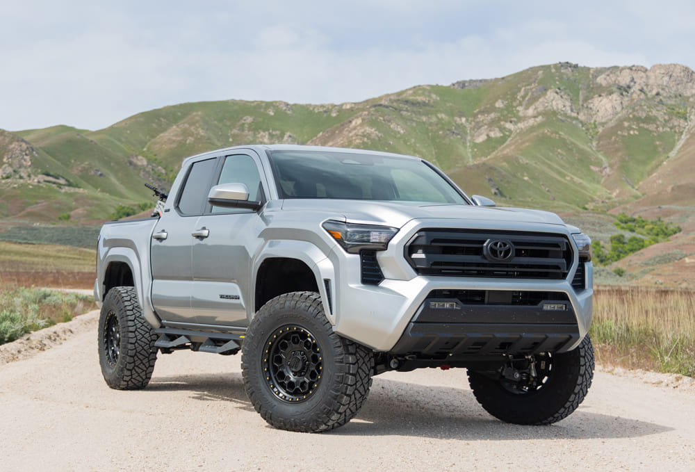 3" SST3.3 Suspension System With Falcon 3.3 Struts/Shocks - Toyota Tacoma 2024-2026