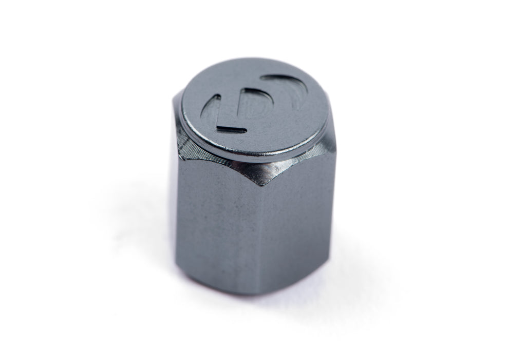 Gunmetal / Aluminum