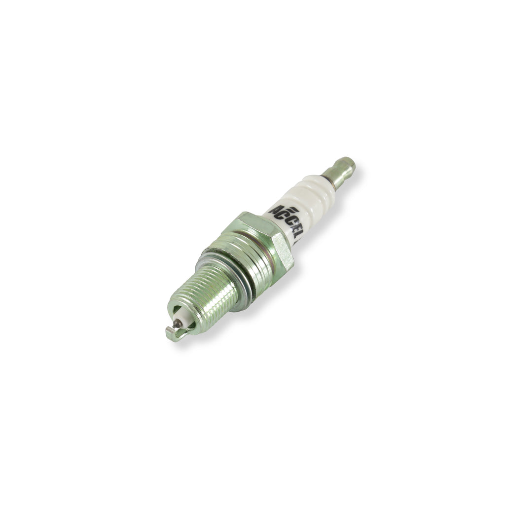 Spark Plugs - Platinum - Evolution - .040" Gap - 2 Pack - These platinum spark plugs fit Harley Davidson Evolution with .040" gap.