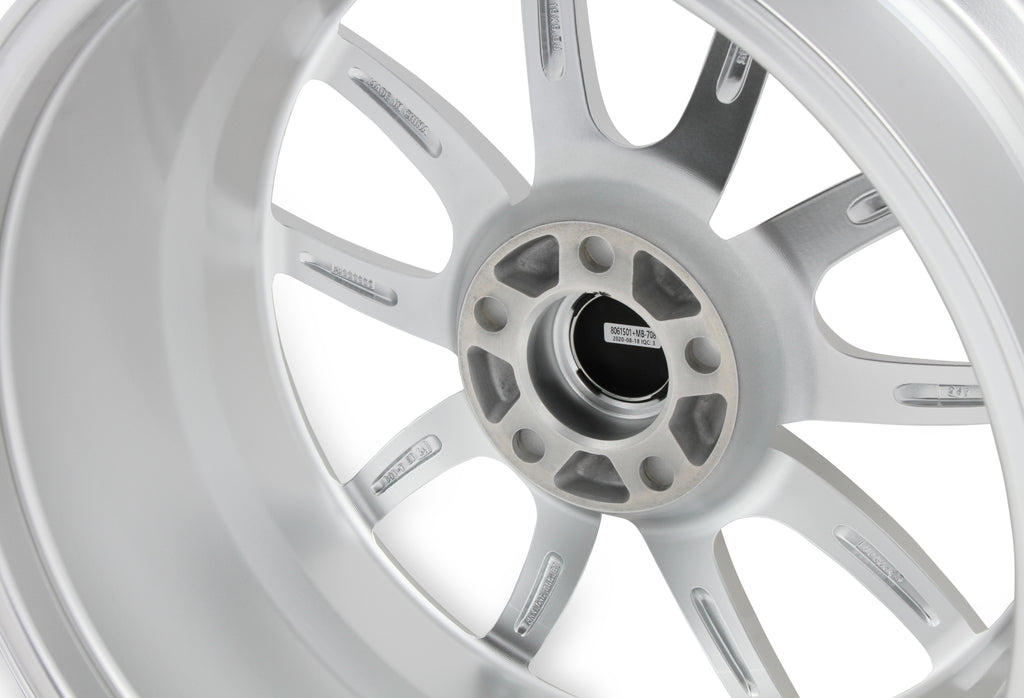 19 x 9.5 | 5x4.5" / 5x114.3 | 6.54" BS | 34 MM Offset; Verify all wheel fitment specs to your specific application before ordering.