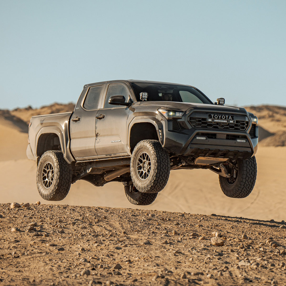 2.5 Smooth Body Shocks | DCA Remote Reservoir