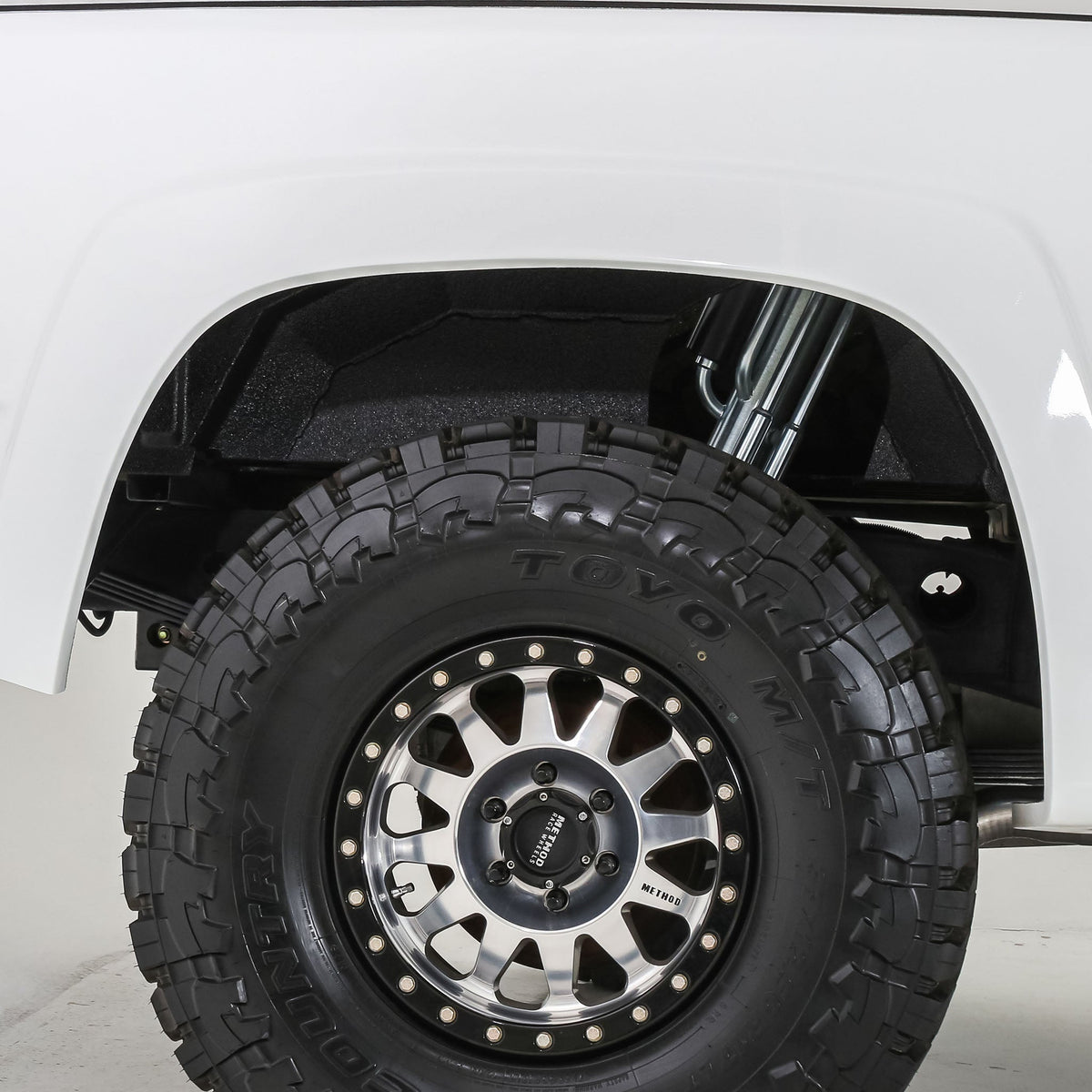 Over-sized Rear Wheel Wells