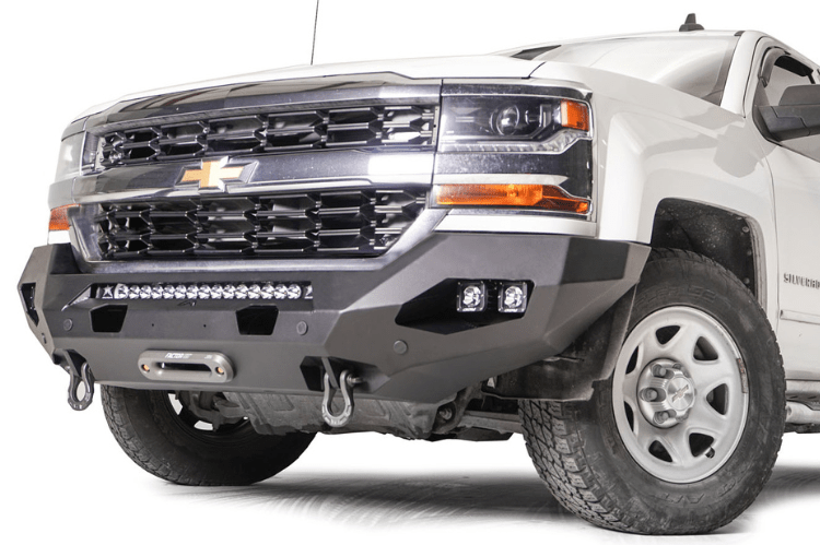 Fab Fours CS16-X4851-1 Matrix No Guard installed on 2016-2018 Chevrolet Silverado 1500; winch and lights shown sold separately