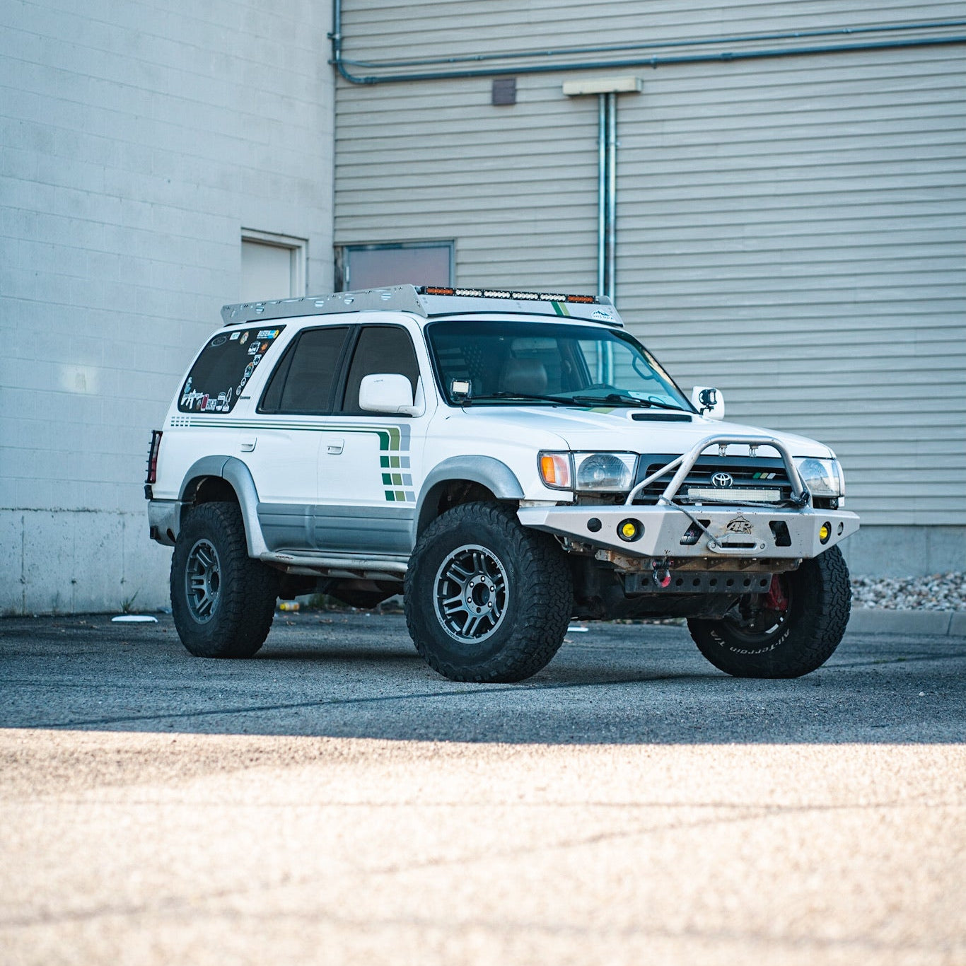 1996-2002 & 2003-2009 4Runner Checkered Stripe Kit