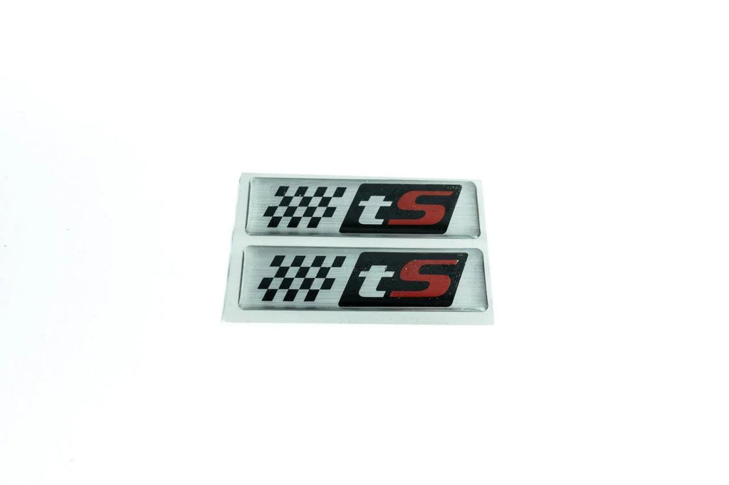 tS Fender Emblem (JDM Style) - 2014-2018 Forester